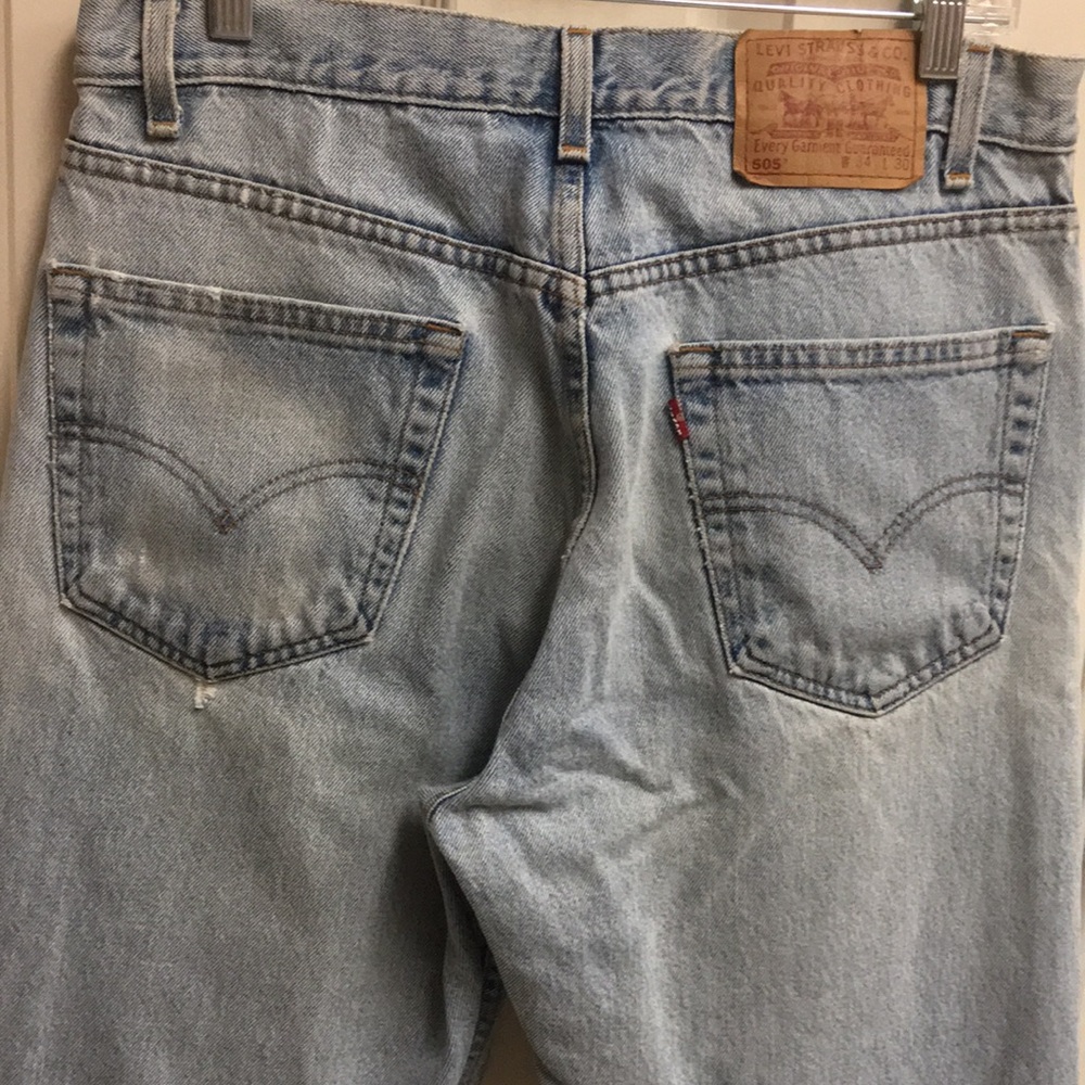 Men's 34/30 Levi’s Distressed Jeans, Light Blue - Picture 6 of 8